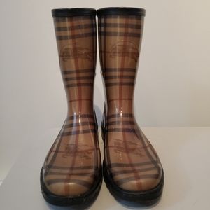 Burberry Boots